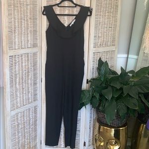 Heavy crepe sleeves jumpsuit with ruffle